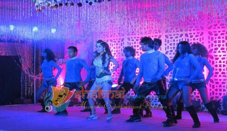 Bollywood Dance Group in Delhi